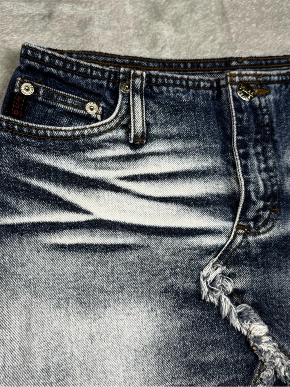 Mudd Yo! Acid wash skirt y2k W Frayed Hem‎ GUC